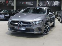 Gris Utilisé 2022 Mercedes A180 Berline | 23 990 € (Super prix)