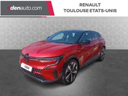 Rouge Utilisé 2023 Renault Mégane Techno Berline | 27 490 € (Prix juste)