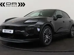 Noir Nouvelle 2025 Porsche Macan SUV | 94 995 €