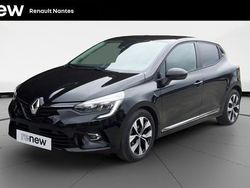 Noir Utilisé 2023 Renault Clio V Evolution Citadine | 15 790 € (Prix juste)