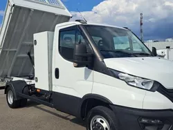 Utilisé 2022 Iveco Daily | 39 600 € (Prix cher)