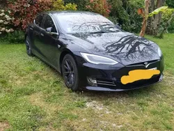 Utilisé 2018 Tesla Model S Berline | 30 000 € (Prix assez cher)