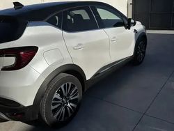 Utilisé 2023 Renault Captur Iconic SUV | 20 600 € (Prix juste)