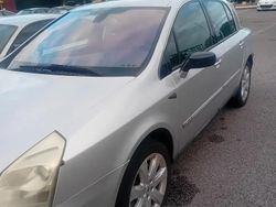 Gris Utilisé 2006 Renault Vel Satis Expression Citadine | 840 €