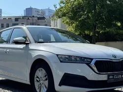 Utilisé 2021 Skoda Octavia Business Line Berline | 14 490 € (Prix juste)