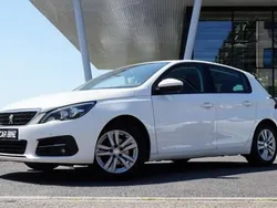 Utilisé 2021 Peugeot 308 Berline | 16 990 € (Prix juste)