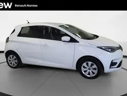 Blanc Utilisé 2021 Renault Zoe Business Citadine | 15 490 € (Prix assez cher)