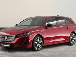 Rouge Utilisé 2022 Peugeot 308 Allure Break | 17 999 € (Prix assez cher)