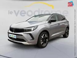 Gris kontrast métallisé/toit noir karbon Utilisé 2022 Opel Grandland X Ultimate SUV | 20 499 € (Prix juste)