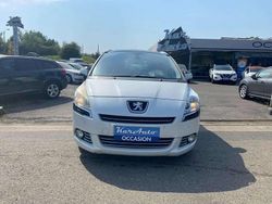 Gris Utilisé 2012 Peugeot 5008 Allure Monospace | 5 490 € (Prix juste)