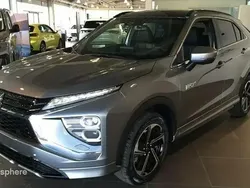Gris Nouvelle 2024 Mitsubishi Eclipse Cross Instyle SUV | 32 999 €
