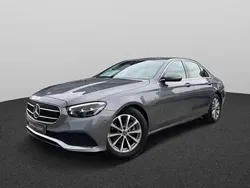 Gris Utilisé 2021 Mercedes E200 Avantgarde Berline | 37 990 € (Prix juste)