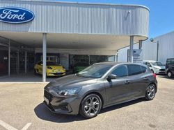 Gris Utilisé 2021 Ford Focus Business Edition Berline | 18 900 € (Prix assez cher)