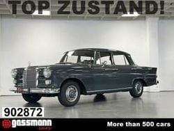 Gris Utilisé 1964 Mercedes 190 Berline | 42 000 €