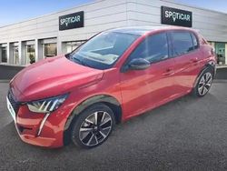Rouge Utilisé 2022 Peugeot e-208 Allure Citadine | 15 999 € (Prix juste)