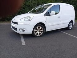 Utilisé 2013 Peugeot Partner Van | 5 500 € (Prix assez cher)