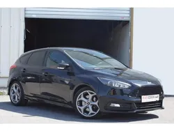 Noir Utilisé 2017 Ford Focus ST Berline | 19 490 € (Bon prix)