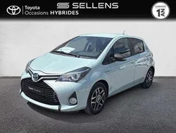 Utilisé 2015 Toyota Yaris Hybrid Berline | 12 990 € (Prix juste)