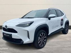 Blanc Utilisé 2025 Toyota Yaris Cross Design SUV | 28 699 € (Prix assez cher)