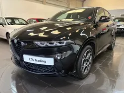Noir Utilisé 2024 Alfa Romeo Tonale Sprint SUV | 24 990 € (Prix juste)
