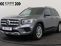 Gris Utilisé 2020 Mercedes GLB180 Business SUV | 27 995 € (Prix juste)