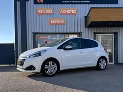 Blanc Utilisé 2017 Peugeot 208 Style Citadine | 6 490 € (Bon prix)