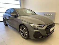 Gris Utilisé 2024 Audi A3 Sportback Berline | 42 990 €