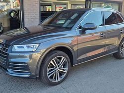 Gris Utilisé 2020 Audi Q5 Sport SUV | 40 000 € (Super prix)