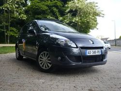 Gris Utilisé 2010 Renault Scénic III Expression Monospace | 4 900 € (Prix juste)