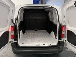 Blanc Nouvelle 2025 Peugeot Partner S Monospace | 30 132 €