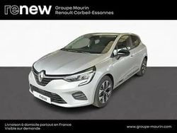Gris Utilisé 2023 Renault Clio V Evolution Berline | 15 389 € (Prix juste)