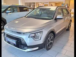 Gris Utilisé 2022 Kia Niro Active SUV | 24 499 € (Prix juste)