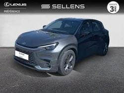 Gris Utilisé 2024 Lexus LBX SUV | 39 480 € (Prix juste)