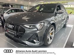 Gris daytona nacré Utilisé 2022 Audi e-tron Sport SUV | 64 990 €