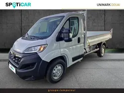 Blanc Nouvelle 2025 Opel Movano S Van | 34 990 € (Prix juste)
