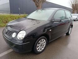 Noir Occasion 2005 VW Polo Comfortline Berline | 3 200 €