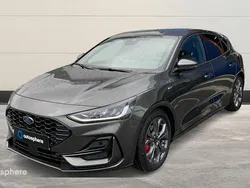 Gris Nouvelle 2025 Ford Focus ST-Line X Berline | 30 999 € (Prix assez cher)