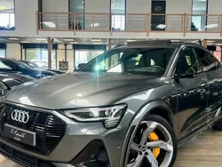Gris Utilisé 2021 Audi e-tron Sport SUV | 49 990 €
