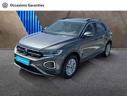 Gris Utilisé 2024 VW T-Roc Life SUV | 25 990 € (Prix juste)