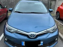 Utilisé 2016 Toyota Auris Hybrid Design Berline | 14 150 €