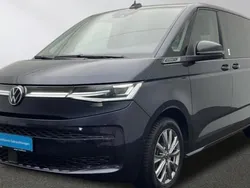 Bleu Utilisé 2022 VW T7 Life Van | 55 600 €