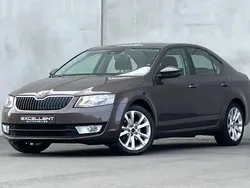 Brun Utilisé 2013 Skoda Octavia Berline | 7 950 €