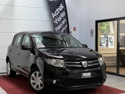 Noir Utilisé 2014 Dacia Sandero Citadine | 7 490 € (Bon prix)
