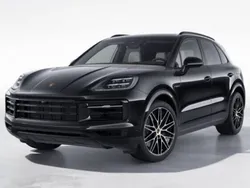 Utilisé 2023 Porsche Cayenne SUV | 112 000 € (Prix juste)