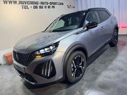 Gris Nouvelle 2025 Peugeot 2008 GT SUV | 29 950 € (Prix juste)