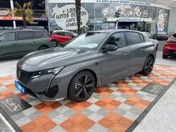 Gris Nouvelle 2024 Peugeot 308 GT Berline | 30 980 € (Prix juste)