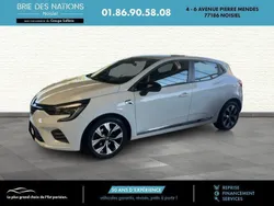 Blanc Utilisé 2021 Renault Clio V LIMITED Citadine | 11 890 € (Bon prix)