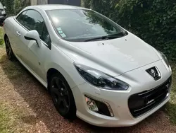 Blanc Utilisé 2012 Peugeot 308 CC Cabriolet | 11 000 € (Prix juste)