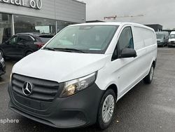 Blanc Occasion 2024 Mercedes Vito Van | 38 000 €