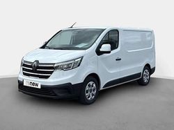 Blanc Nouvelle 2025 Renault Trafic Van | 36 000 € (Prix assez cher)